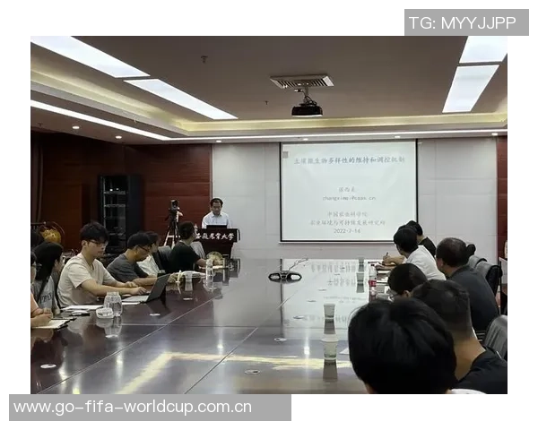 重庆羽毛球队阵地战解析:从战术布局到选手表现的全面探讨 重庆羽毛球队阵地战解析:从战术布局到选手表现的全面探讨